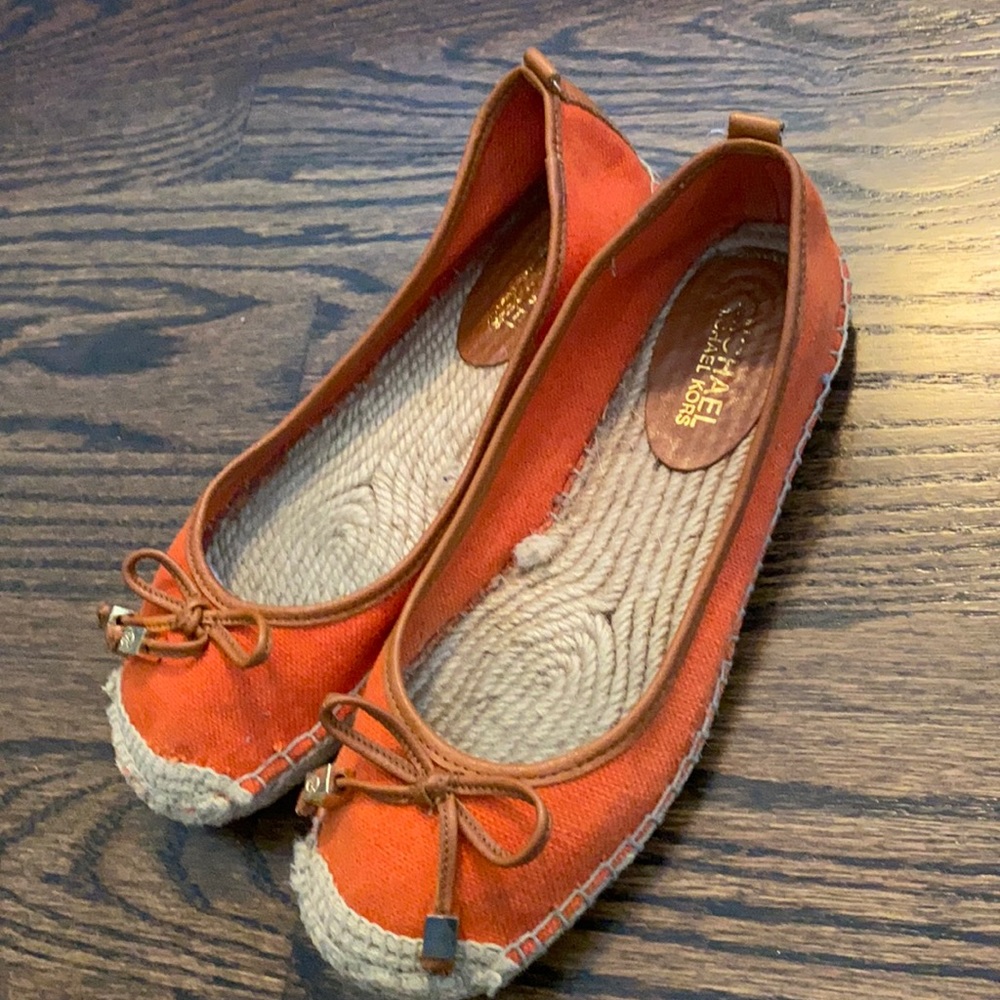 Rock this summer with these adorable flats.